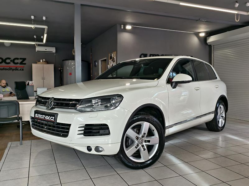 Volkswagen Touareg 3.0 TDi 176kW 4x4, 360° KAMERA - fotka 3 z 21