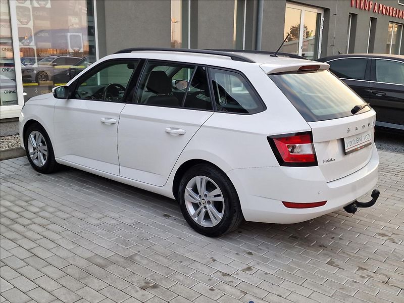Škoda Fabia 1.0 TSI 70kW Combi Tour,1.Maj - fotka 7 z 47
