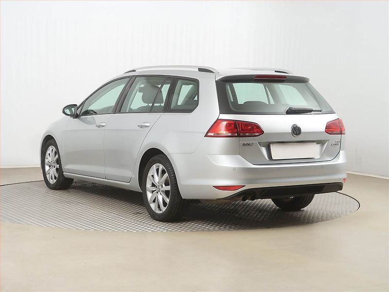 Volkswagen Golf (2015) 1.4 TSI, Tempomat - fotka 4 z 15