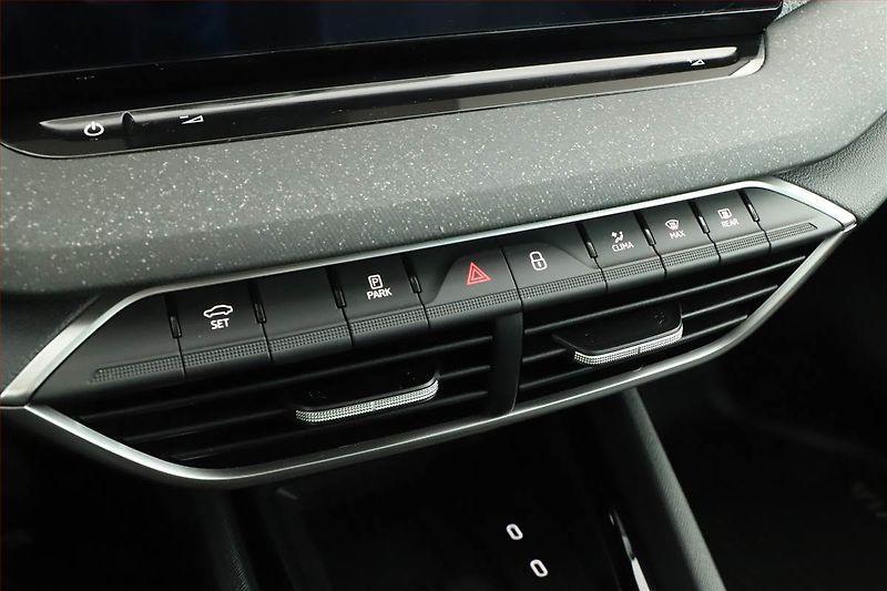 Škoda Octavia (2024) Selection 2.0 TDI - fotka 15 z 21