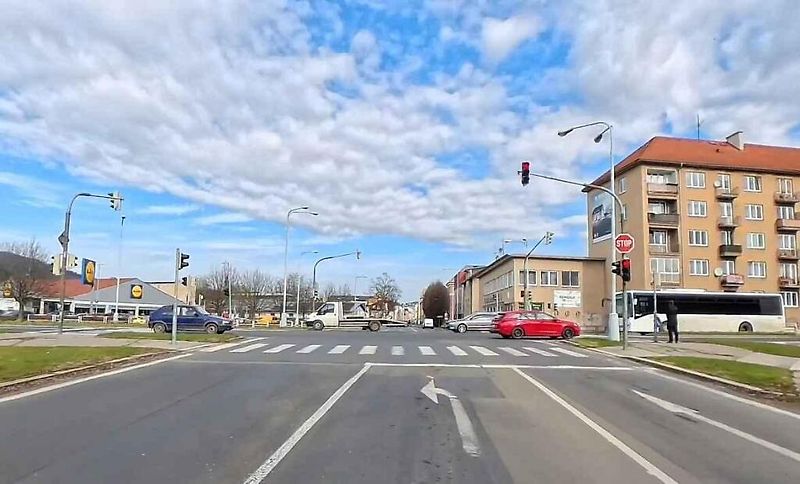 1. místo - světelná křižovatka silnic I/35 Velkomoravská a II/435 Roosveltova v Olomouci.