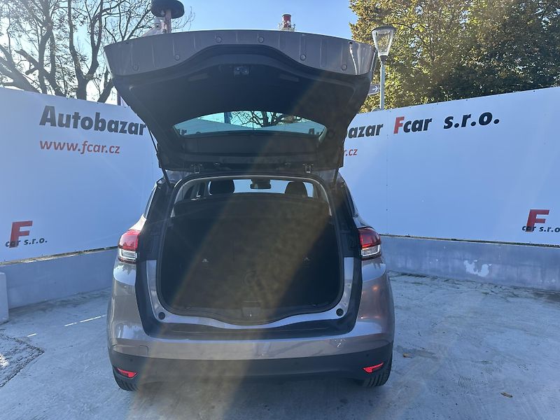 Renault Scénic (2019) 1.3 TCe 103 Kw - fotka 13 z 31