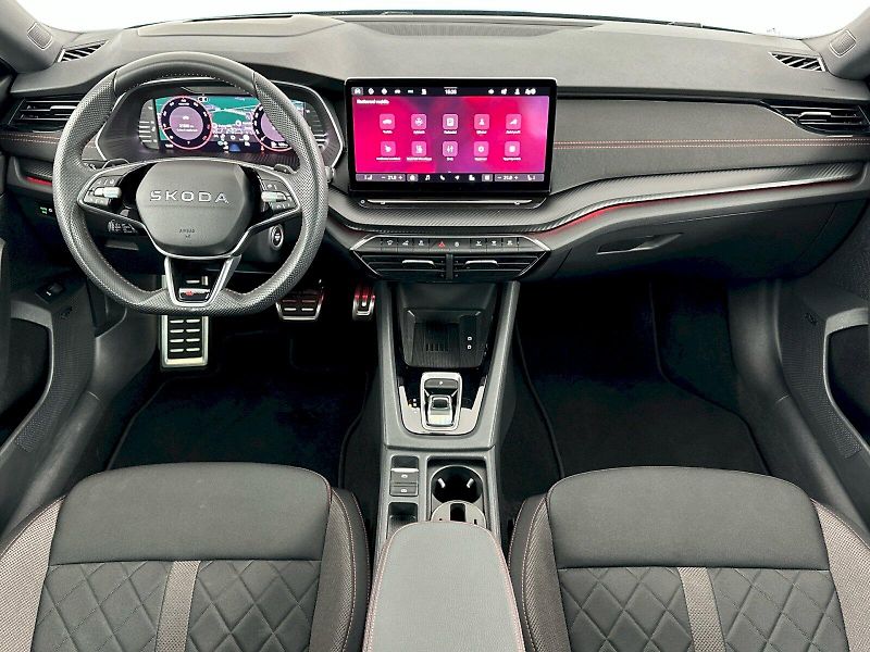 Škoda Octavia (2025) DSG 2.0TSI 195kW RS - fotka 5 z 36