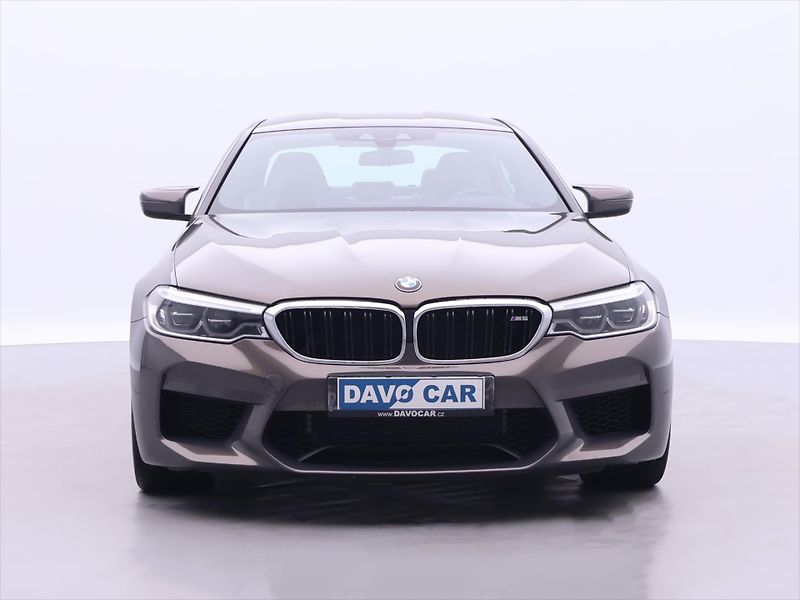 BMW M5 4,4 V8 441kW xDrive Individual - fotka 2 z 46