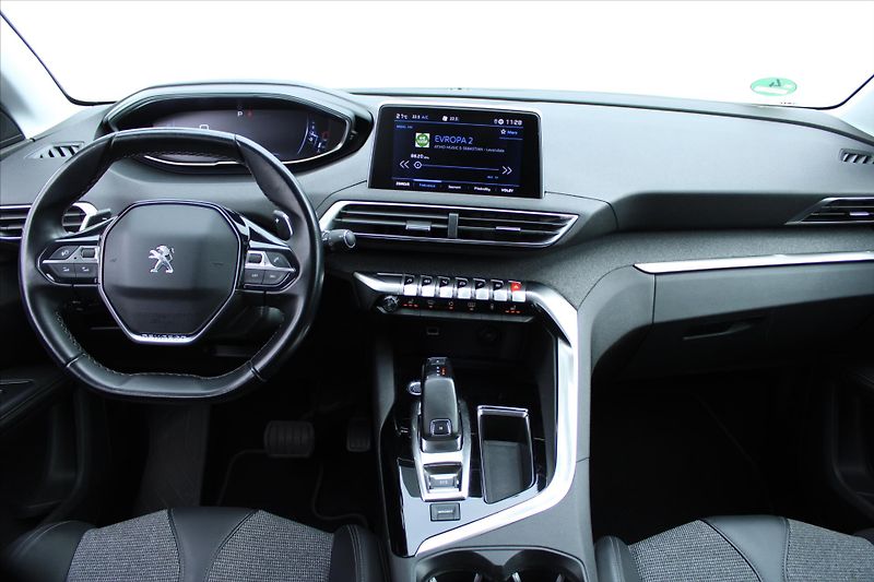 Peugeot 5008 1.6i 133kW ALLURE 1.MAJITEL ČR - fotka 15 z 28
