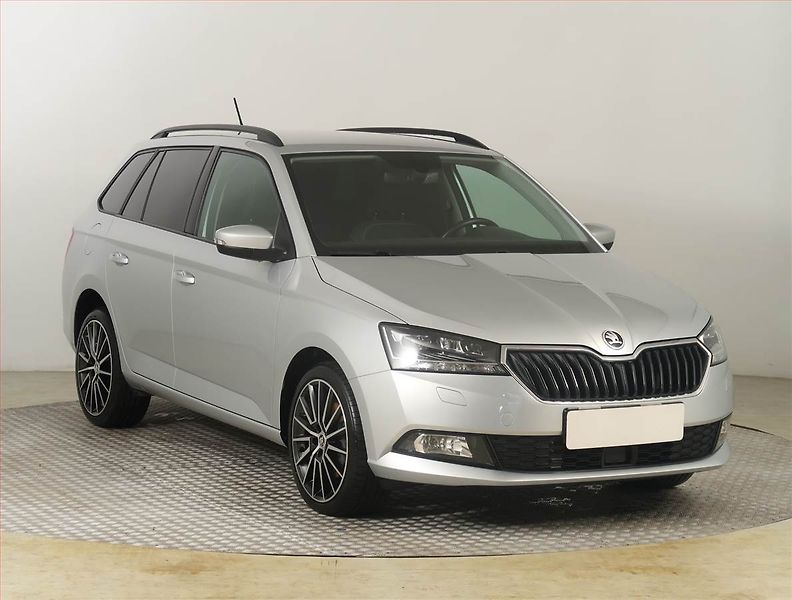 Škoda Fabia (2019) Style Plus 1.0 TSI, ČR,1.maj - fotografie inzerátu