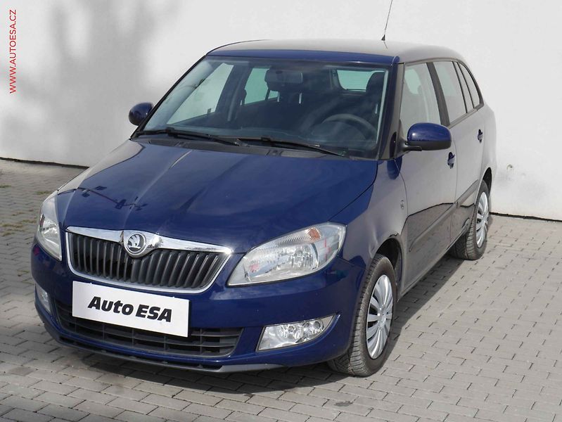 Škoda Fabia (2013) 1.2 TSi, ČR, Ambition, AC - fotka 3 z 15