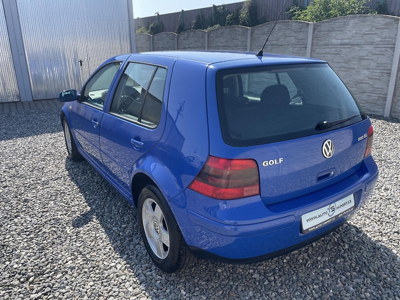 Volkswagen Golf 1.6i SR 100PS 134TKM EXTRA 1A! - fotka 34 z 174