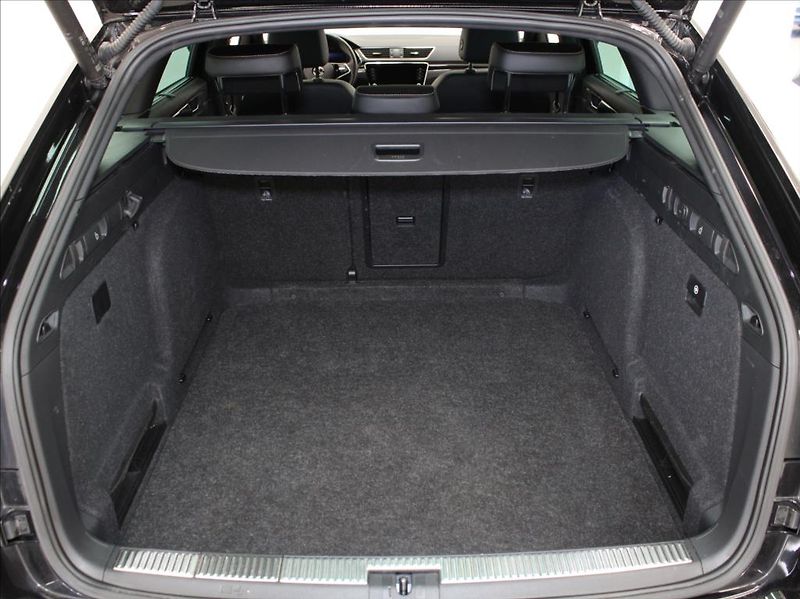 Škoda Superb 2,0 TDi 147kW 4x4 L&K TZ ČR - fotka 28 z 29