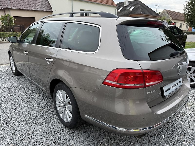 Volkswagen Passat 1.4 TSI ALU VYHR.PR SKLO. - fotka 3 z 11