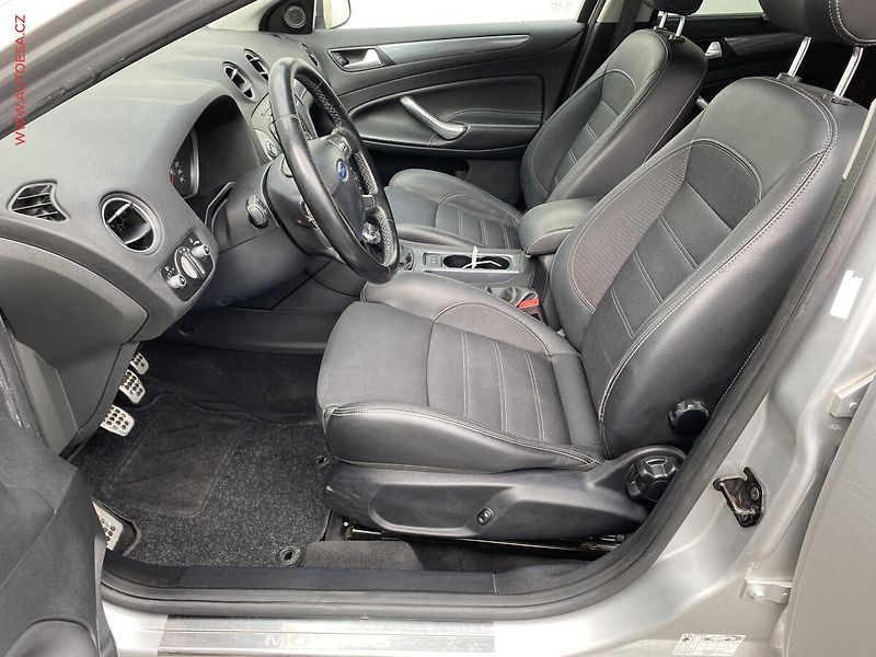 Ford Mondeo (2012) 2.0 TDCi, Champions - fotka 9 z 18