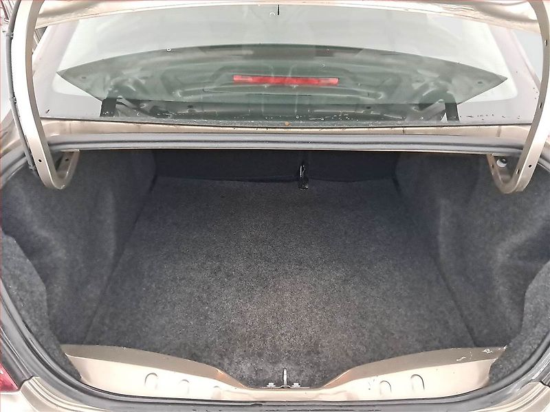 Peugeot 301 (2018) 1.2 PureTech, Tempomat - fotka 14 z 15