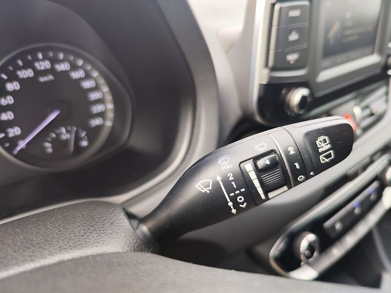 Hyundai i30 1.4 T-GDI/103kW Trikolor Kom - fotka 23 z 32