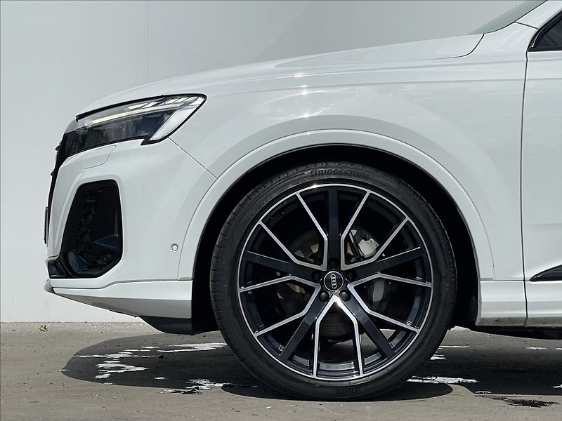 Audi Q7 3,0 50 TDI quattro S line TZ - fotka 20 z 25