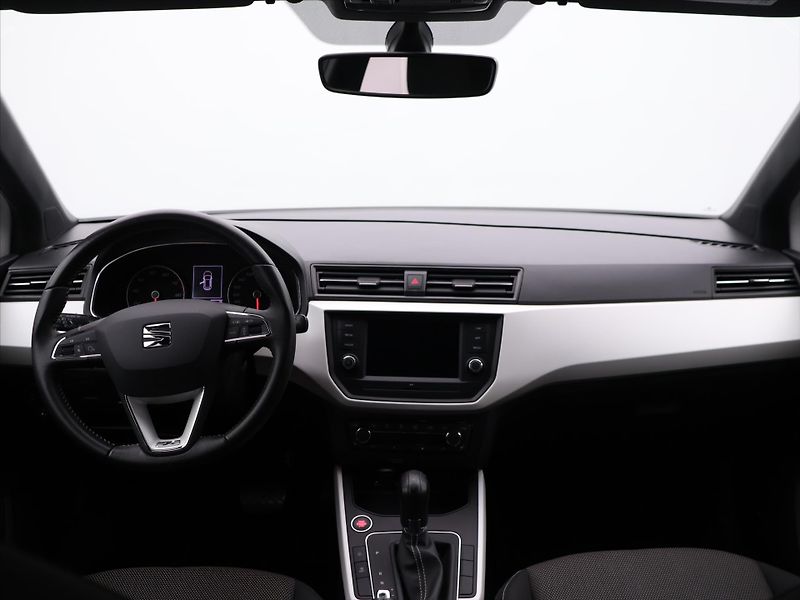 Seat Arona 1,0 TSI DSG CZ Xcellence 1.Maj - fotka 19 z 27