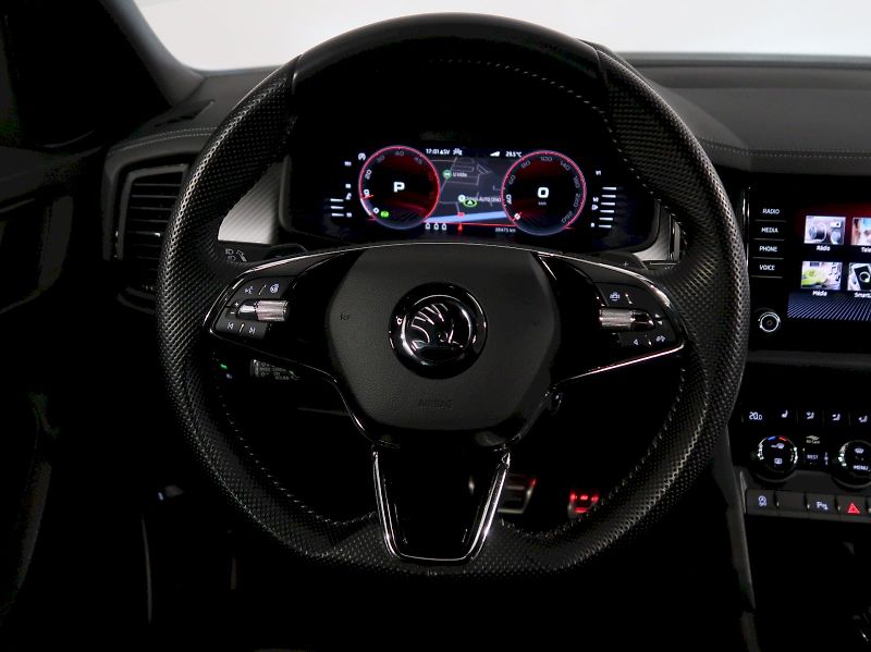 Škoda Kodiaq (2023) SPORTLINE 2.0TDI 147KW 4x4 DSG - fotka 17 z 45