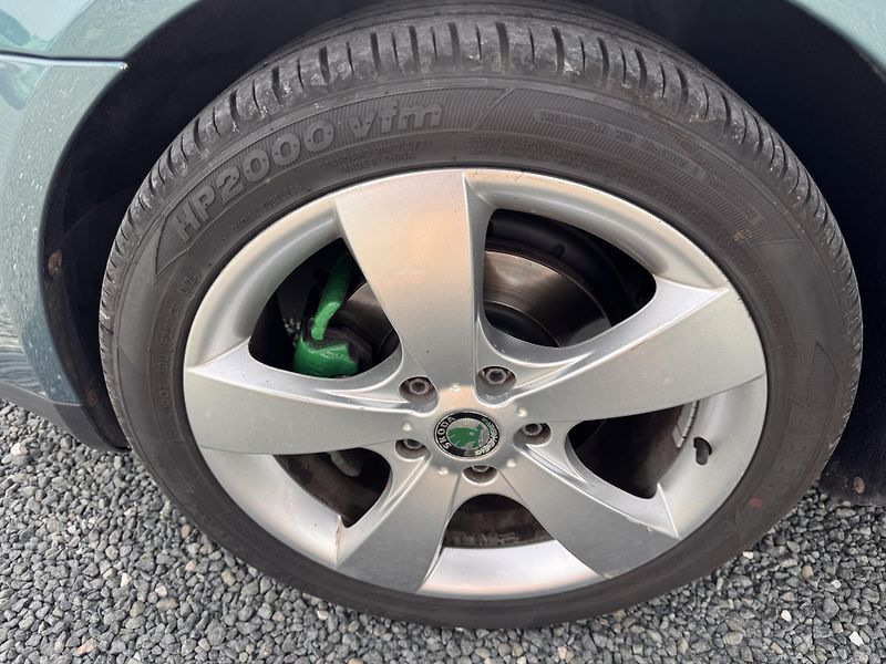 Škoda Octavia II 1.9 TDi,2.Majitel, kombi,ČR - fotka 5 z 20