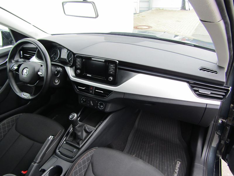 Škoda Kamiq Ambition Extra 1.5 TSI /110kW - fotka 20 z 30