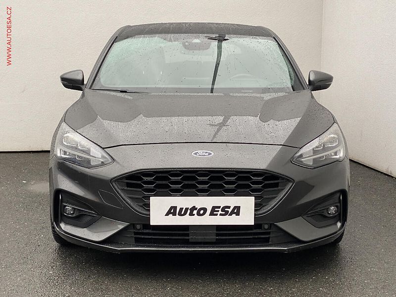 Ford Focus (2018) 1.5 TDCi, AT, headUP - fotka 2 z 20