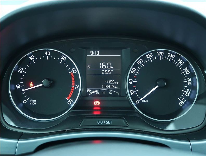 Škoda Fabia (2016) 1.2 TSI, Serv.kniha - fotka 11 z 15