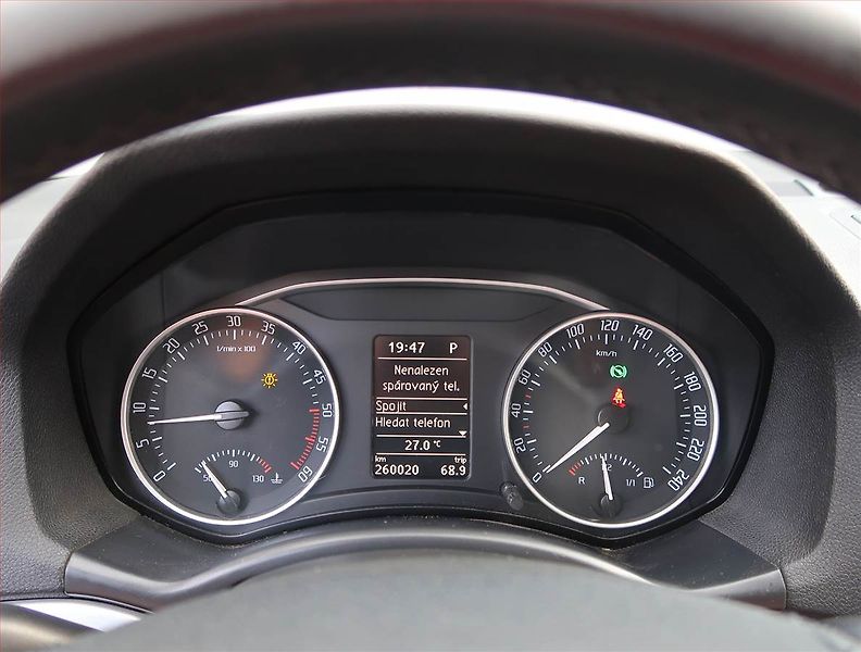 Škoda Octavia (2011) 2.0 TDI, 4X4, Automat - fotka 11 z 19