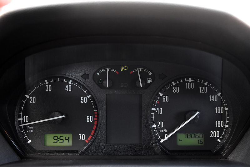 Škoda Fabia 1.2i,BEZ KOROZE,2xSADA KOL,1.M - fotka 14 z 36