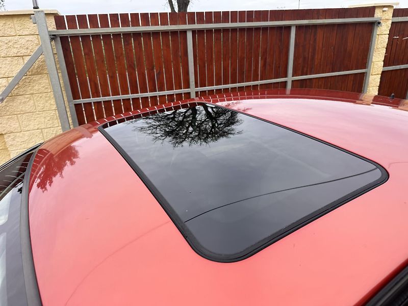 Renault Laguna 1.8i 88Kw Dynamique - fotka 17 z 17