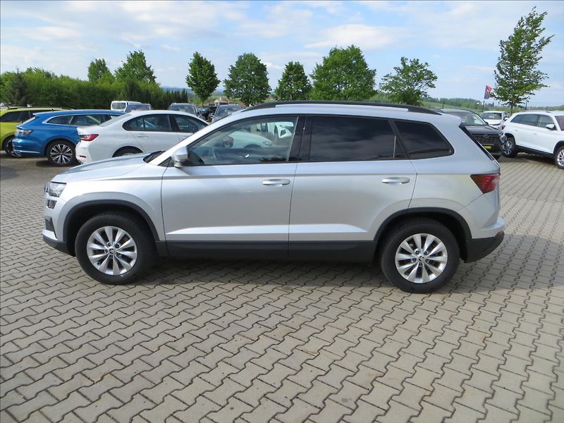 Škoda Karoq 1,5 TSI 110kW DSG Ambition ČR - fotka 4 z 24