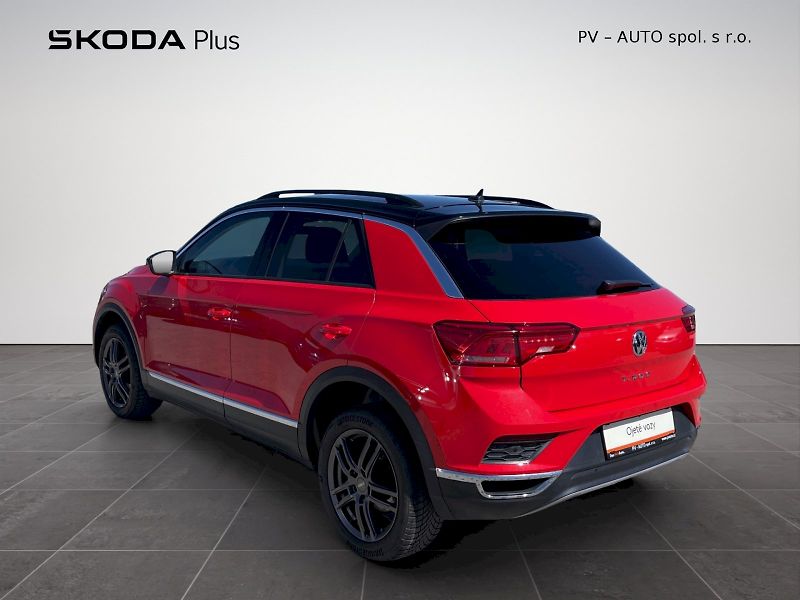 Volkswagen T-Roc (2019) 1.0 TSI 85 kW Comfortline - fotka 28 z 33