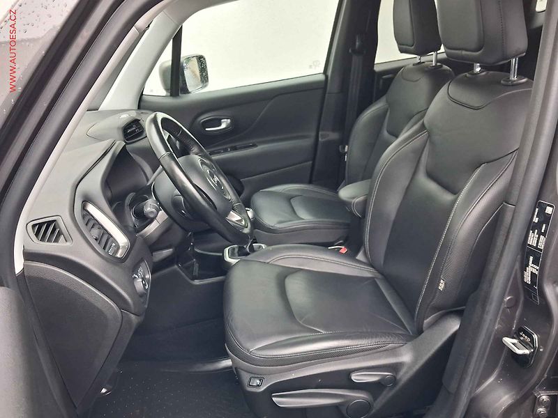 Jeep Renegade (2019) 1.0 T-GDi, Limited - fotka 9 z 17