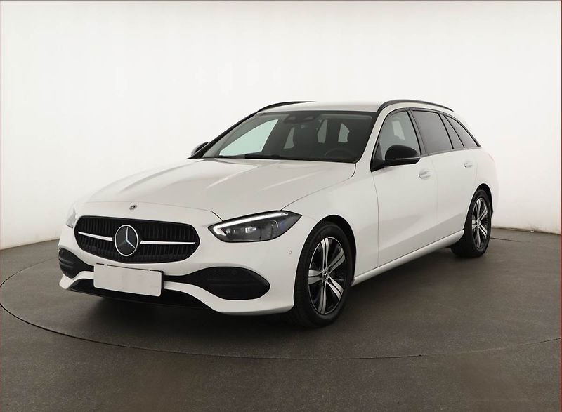 Mercedes-Benz Třídy C (2022) C 200 d - fotka 2 z 27
