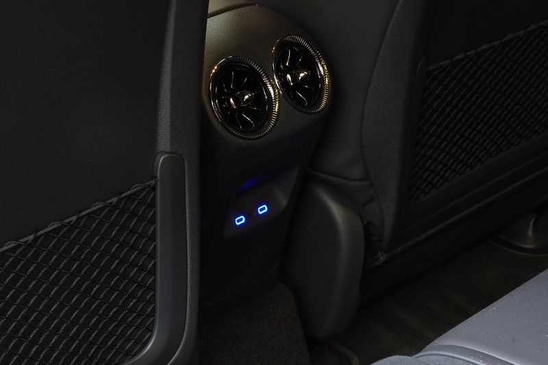 Mercedes-Benz CLA 3504matic,AMG,Superscreen,Tažn - fotka 22 z 40