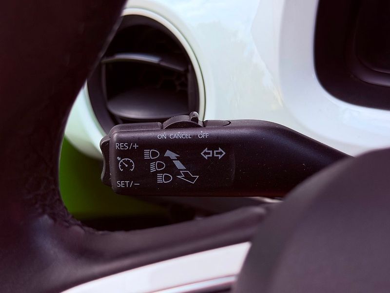 Škoda Citigo 1.0 MPi Fun, Serviska, 1.Maj - fotka 23 z 27