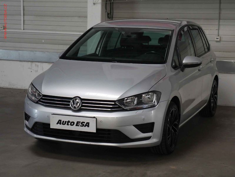 Volkswagen Golf Sportsvan (2015) 1.6 TDI, Nez.topení - fotka 3 z 18