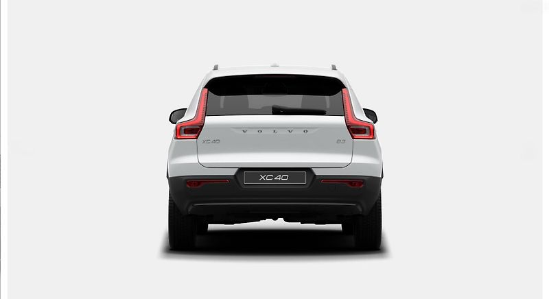 Volvo XC40 (2026) B3 PLUS DARK AUT - fotka 4 z 12
