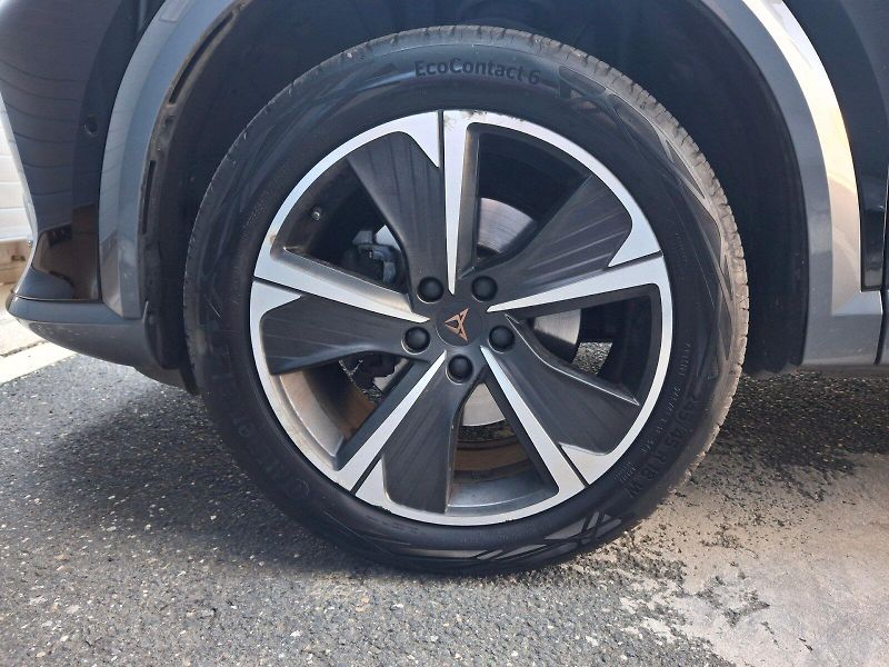 Cupra Formentor (2022) DSG 1,5TSi 110kW - fotka 35 z 35