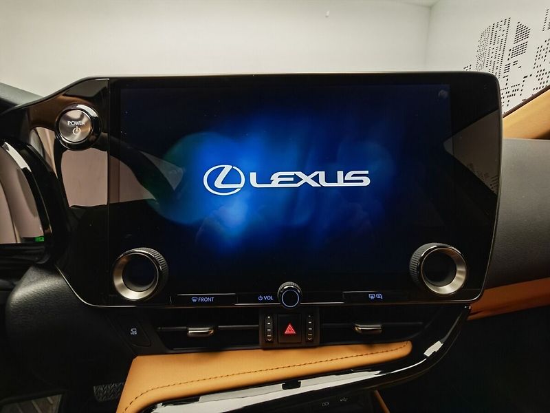 Lexus NX 350h 350h PRESTIGE - fotka 36 z 46