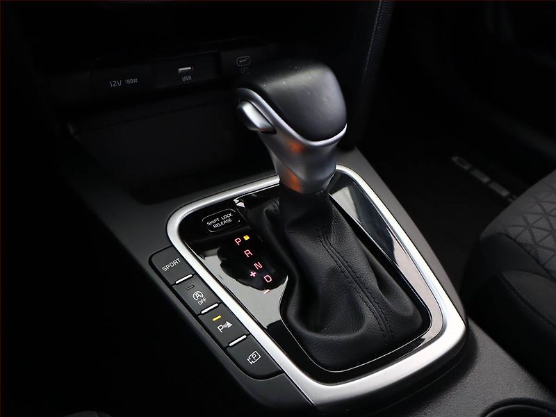 Kia Ceed (2023) 1.5 T-GDI, Automat, ČR,1.maj - fotka 11 z 18