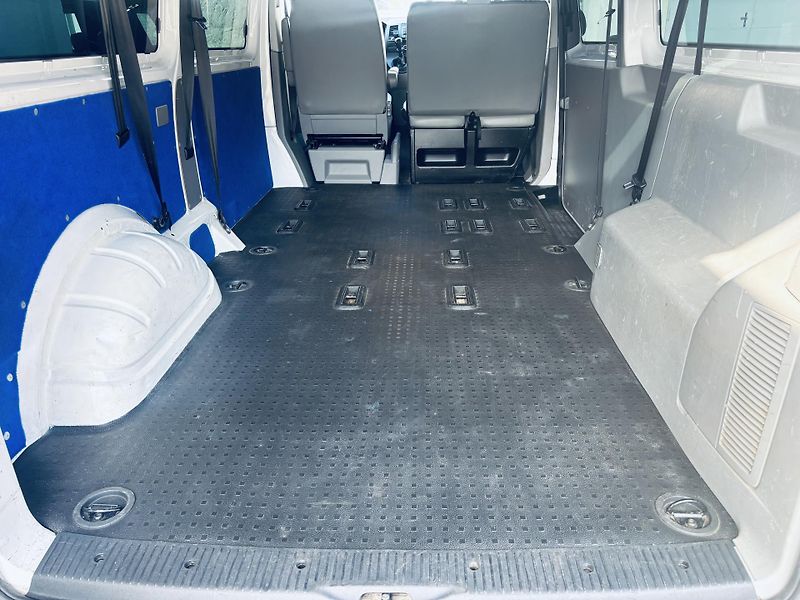 Volkswagen Transporter (2013) 2.0TDI, LONG, 103kW, ČR, DPH - fotka 21 z 22