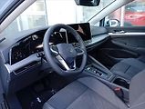 Volkswagen Golf Variant (2026) 1,5 eTSI 7DSG mHEV  People - náhled 11