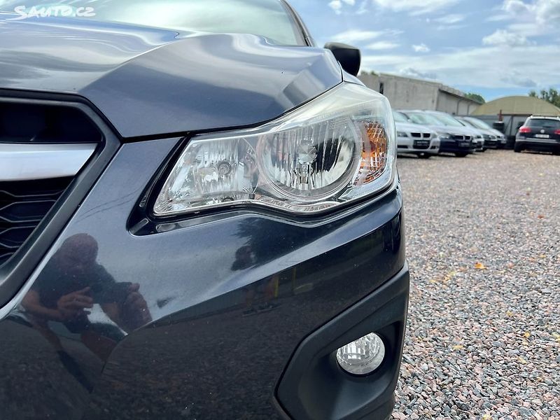 Subaru Impreza (2014) 1.6i 84 kW 4x4 Servis,Stav - fotka 9 z 19
