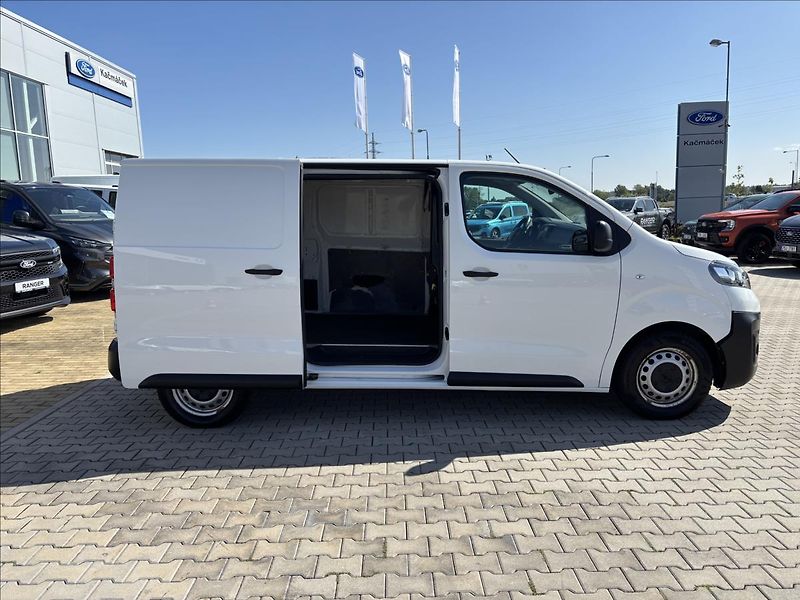 Opel Vivaro 2,0 CDTI 106kW L1 - fotka 13 z 33
