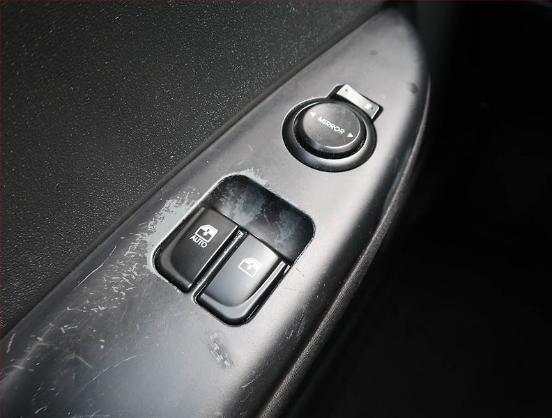 Kia Ceed (2013) Top 1.6 GDI, Serv.kniha - fotka 16 z 17