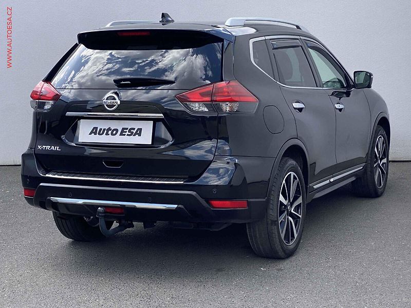 Nissan X-Trail (2019) 1.7 dCi 4x4, Tekna, LED - fotka 4 z 19