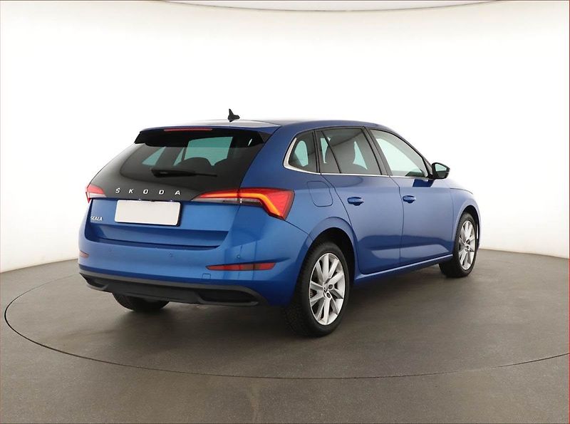 Škoda Scala (2019) 1.5 TSI, ČR - fotka 5 z 21