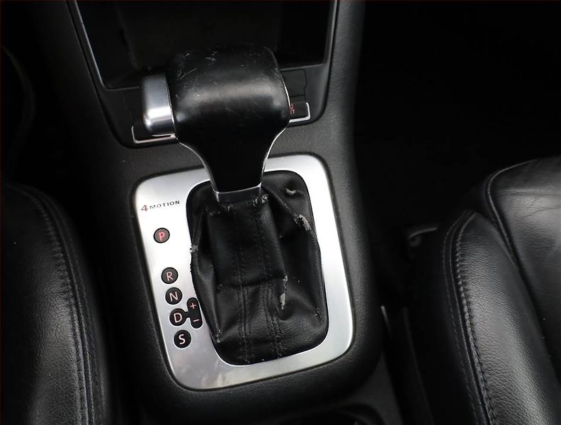 Volkswagen Tiguan (2008) 2.0 TDI, 4X4, Automat - fotka 10 z 16