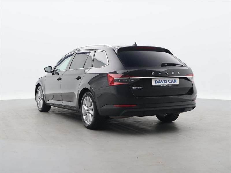 Škoda Superb 2,0 TDI 140kW DSG Style LED - fotka 5 z 34