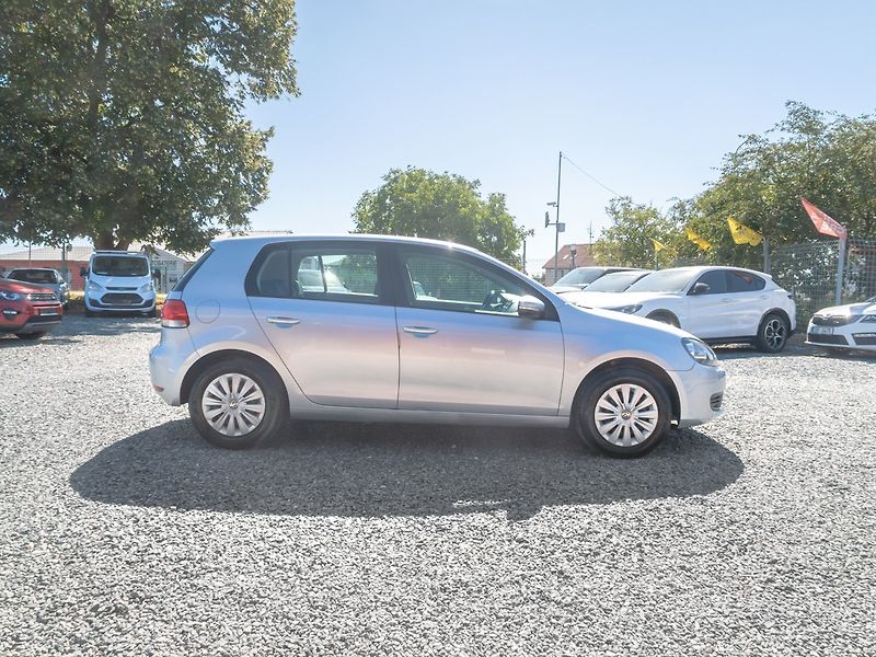 Volkswagen Golf (2009) 1.4i 59KW – PO ROZVODECH - fotka 4 z 44
