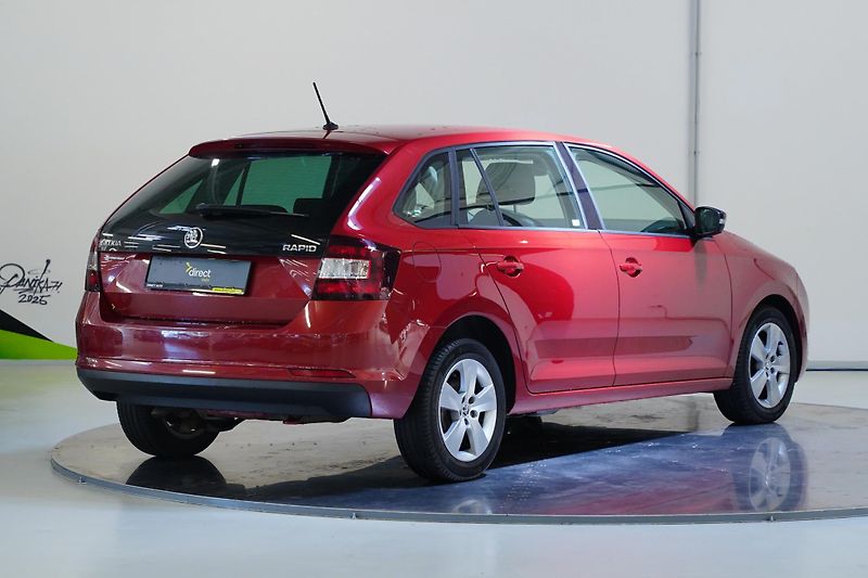 Škoda Rapid - fotka 2 z 25