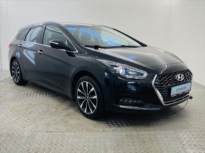 Hyundai i40 1,6 CRDi 100kW - fotka 23 z 23